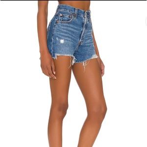 Levi Ribcage denim shorts